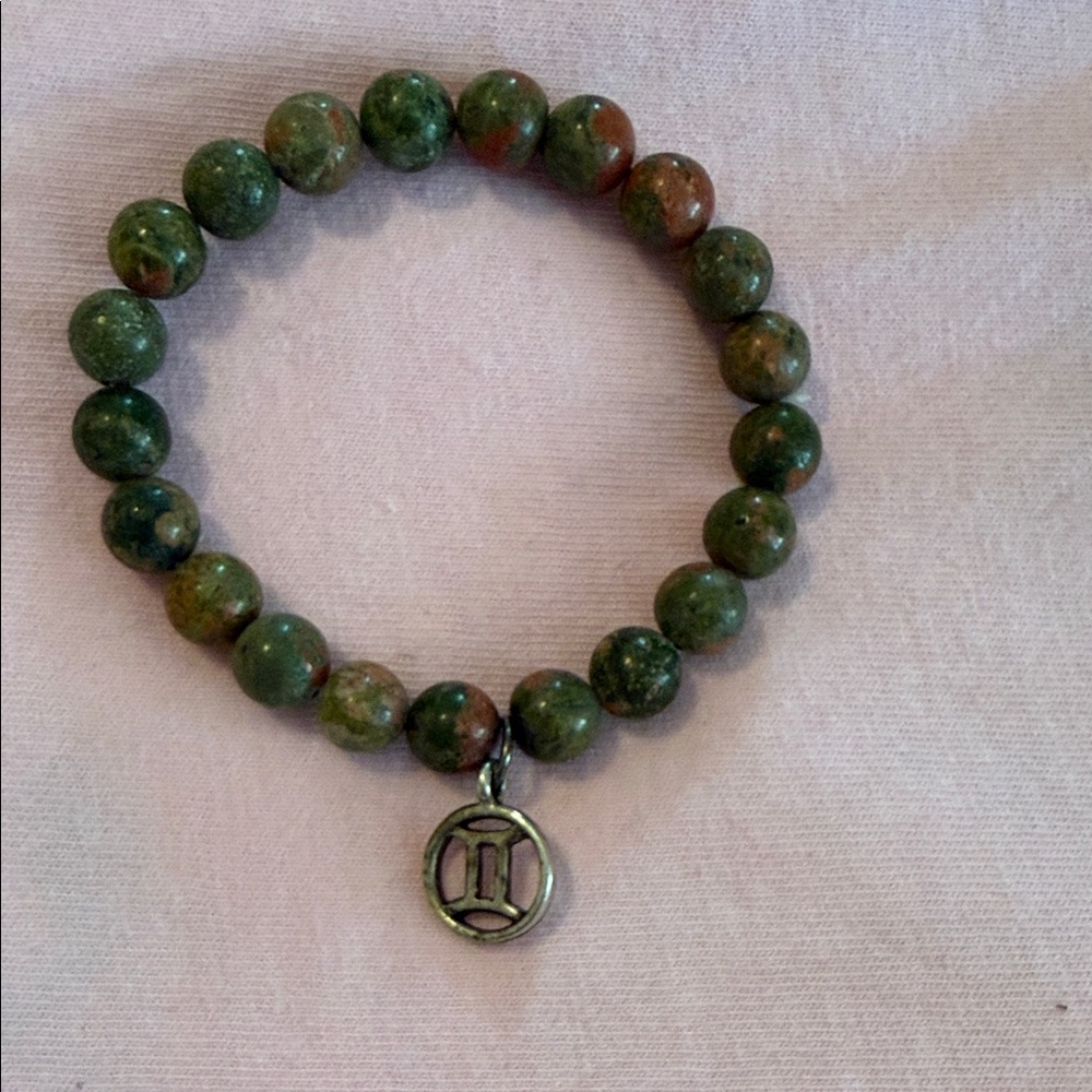 Unbranded Green Unakite Beaded Bracelet with Gemini Charm